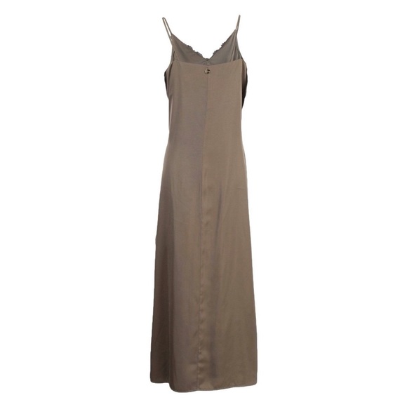 Souvenir Stylish slip maxi dress - Picture 2 of 6